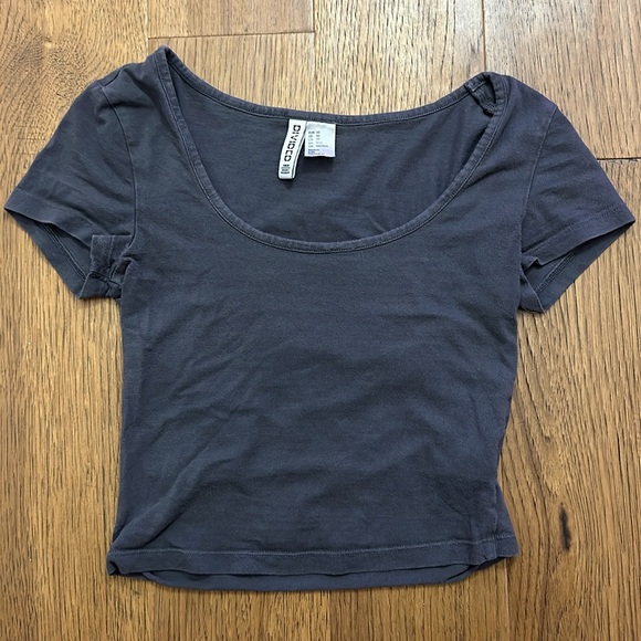 Beige and black skin tight t - Picture 2 of 2